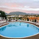 Mai Tai Resort