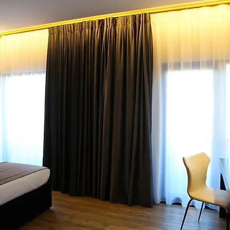 Mai Tai Resort Tirana