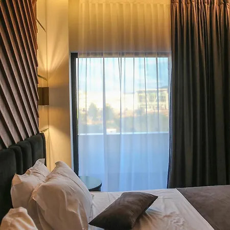 Resort Mai Tai Tirana